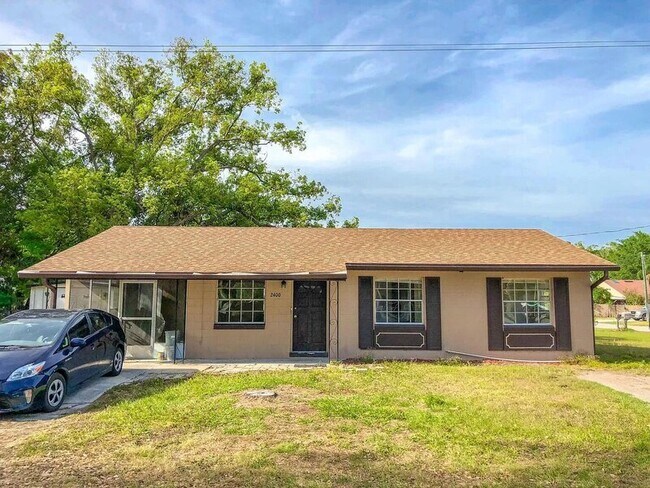 property at 2400 8th St