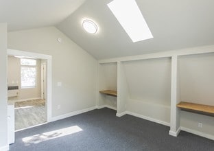 1839 Arapahoe Ave in Boulder, CO - Building Photo - Interior Photo