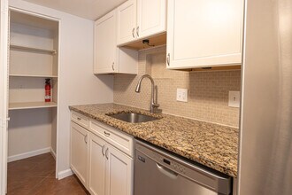 6558 Gildar St in Alexandria, VA - Building Photo - Building Photo