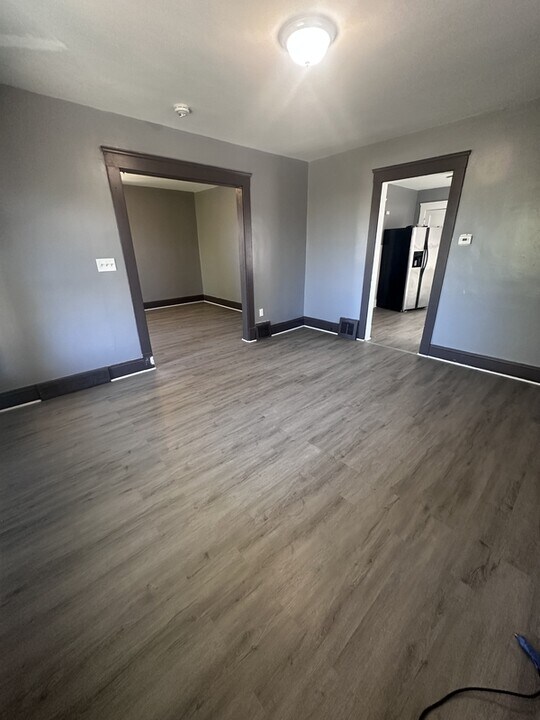 10801 Joan Ave in Cleveland, OH - Building Photo