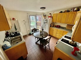 6 Antrim St, Unit 1 Apartamentos