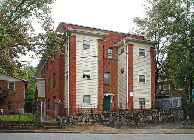 514 NE Parkway Dr in Atlanta, GA - Building Photo - Building Photo