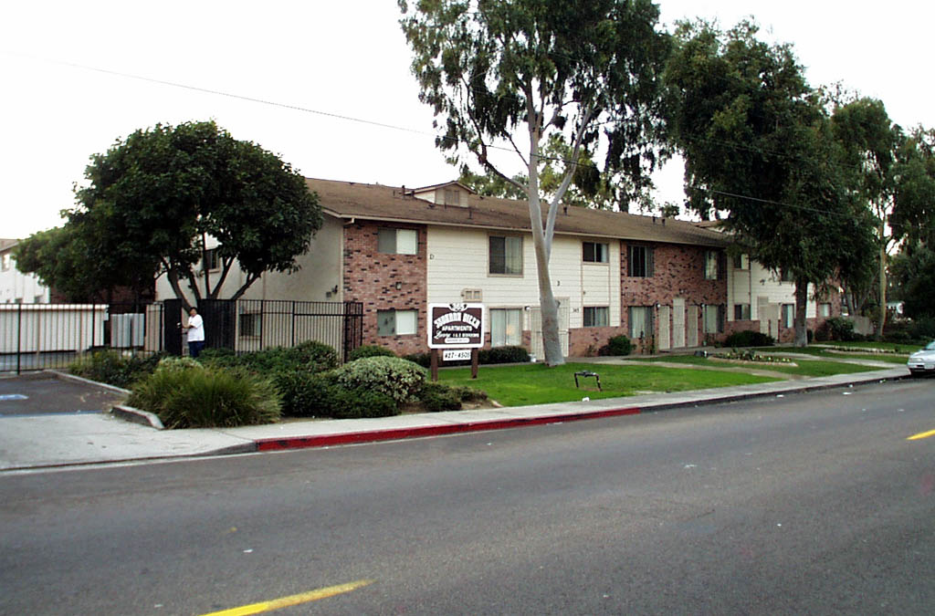 Jovanna Villa in Chula Vista, CA - Building Photo