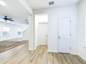 10817 Timber Brook Pass in Austin, TX - Foto de edificio - Building Photo