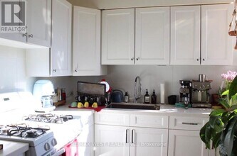 404 Concord Ave in Toronto, ON - Building Photo - Building Photo