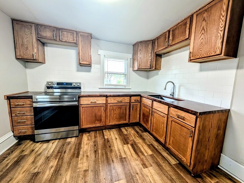 1012 Bethel St in University Park, IA - Building Photo