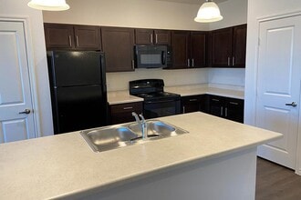 Lavon Senior Villas in Garland, TX - Foto de edificio - Building Photo