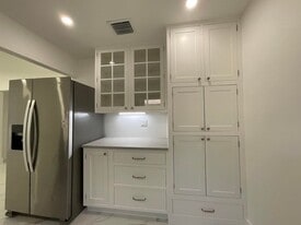 700 Tallapoosa St in West Palm Beach, FL - Building Photo