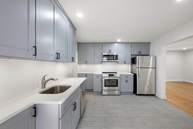 156 Summit Pl in Bronx, NY - Building Photo - Building Photo