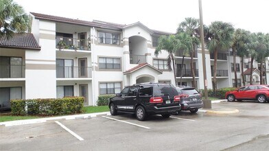 540 S Park Rd, Unit 210-9 in Hollywood, FL - Building Photo - Building Photo