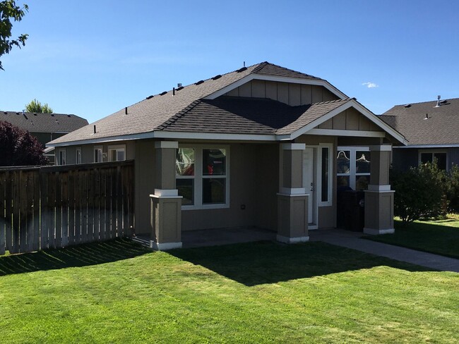 property at 1395 NE 5th St