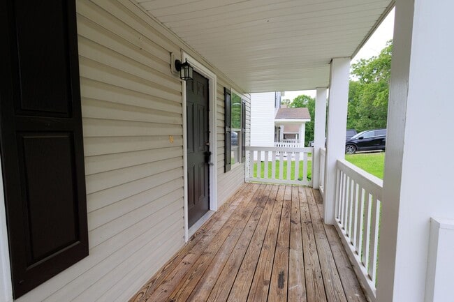 property at 905 Sylvan Dr