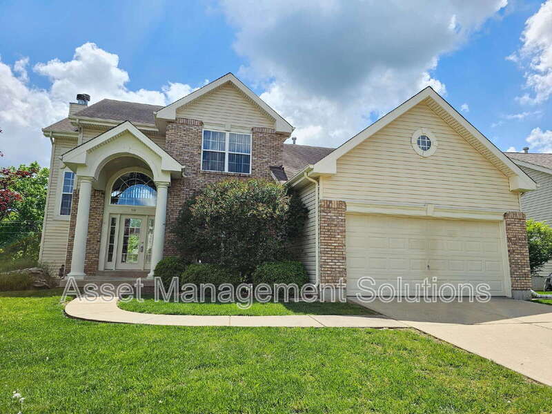 119 Carlton Point Dr in Wentzville, MO - Building Photo