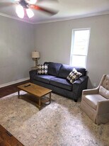 4481 McLain Cir in Acworth, GA - Building Photo