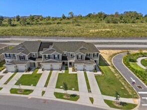 9478 Westside Hls Dr in Davenport, FL - Building Photo - Building Photo