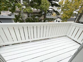 4324 Bowness Rd NW in Calgary, AB - Building Photo - Building Photo