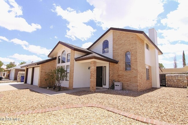 11532 Tom Ulozas Dr in El Paso, TX - Building Photo - Building Photo