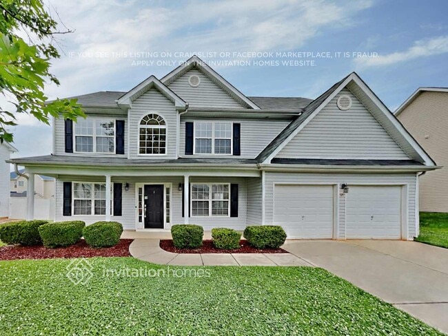 121 Saye Pl