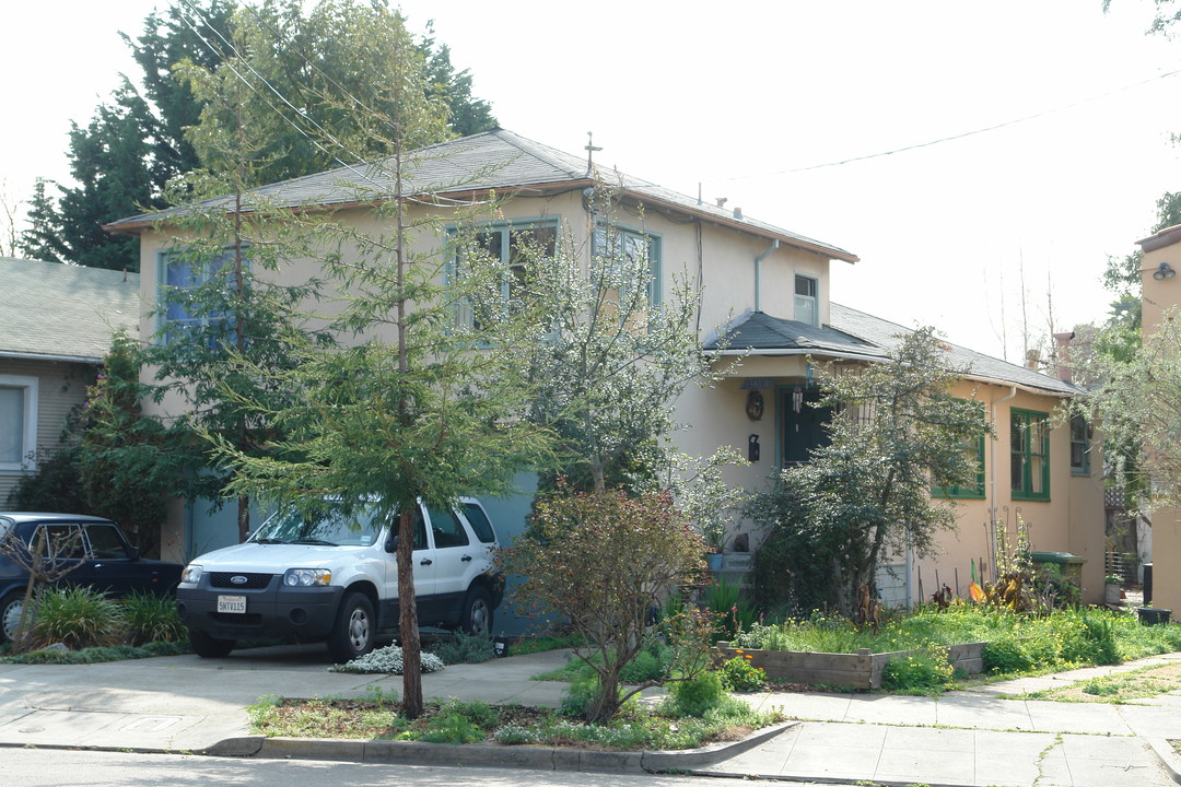 1346 Hopkins St in Berkeley, CA - Foto de edificio