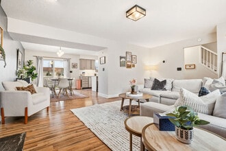 185 Heights Ave in Northfield, OH - Building Photo - Building Photo