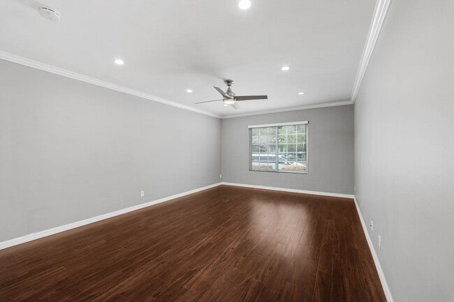 5640 Campanile Way in San Diego, CA - Building Photo - Building Photo