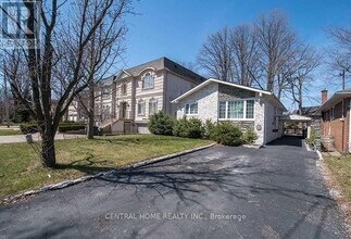 222 DUNVIEW Ave in Toronto, ON - Building Photo - Building Photo