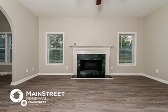 4001 Park Pl Cir in Ellenwood, GA - Foto de edificio - Building Photo