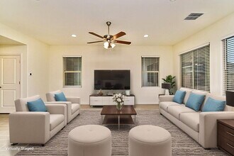 7000 W Inkwood Ln in Tucson, AZ - Foto de edificio - Building Photo