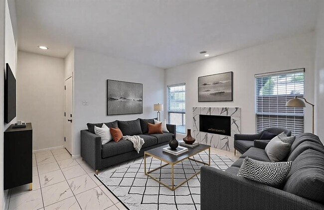 property at 1818 Augusta Dr