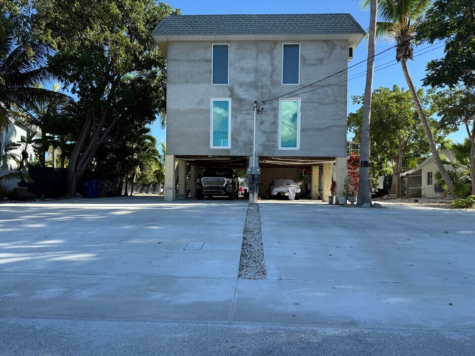 29670 Constitution Ave in Big Pine Key, FL - Building Photo