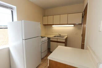 820 W Cornelia in Chicago, IL - Building Photo - Building Photo
