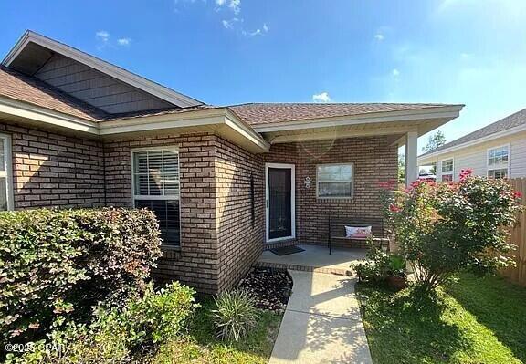 807 E 24th St in Lynn Haven, FL - Building Photo