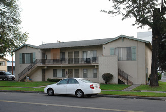 12702 Flower St in Garden Grove, CA - Building Photo - Building Photo