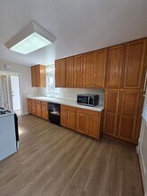 2231 Radnor Ave in Long Beach, CA - Foto de edificio - Building Photo