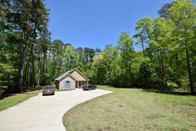 900 Sherwood Dr in Ruston, LA - Building Photo - Building Photo