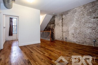 393 Greene Avenue in Brooklyn, NY - Building Photo - Floor Plan