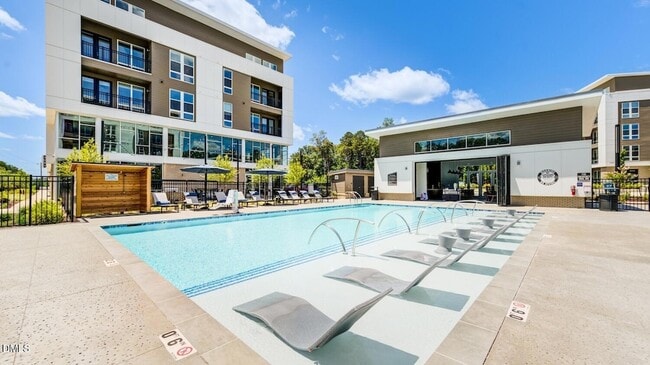 5580 Farrington Rd, Unit A2 in Chapel Hill, NC - Building Photo - Building Photo