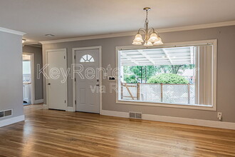 1210 Chester St in Aurora, CO - Building Photo - Building Photo