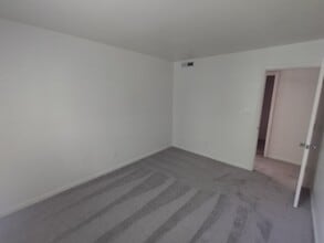 600 Reusens Rd, Unit D38 in Lynchburg, VA - Foto de edificio - Building Photo