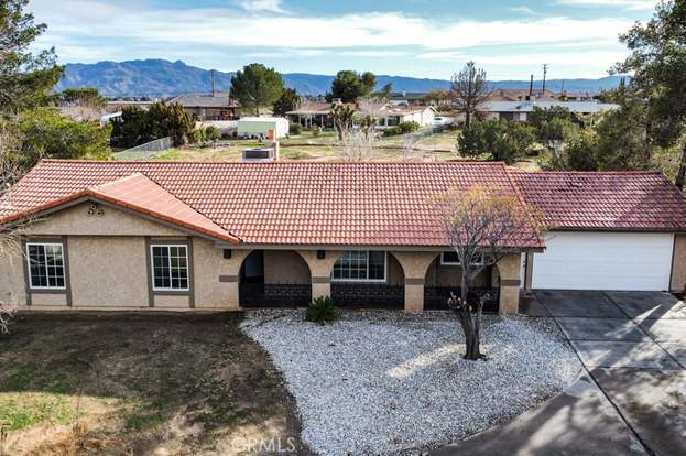 17433 Sultana St in Hesperia, CA - Building Photo - Building Photo