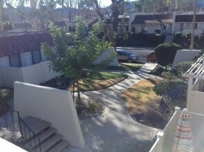 1228 Landsburn Cir in Westlake Village, CA - Building Photo - Building Photo
