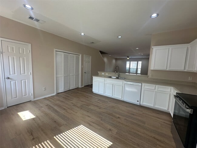 property at 8045 Ellinger Ln