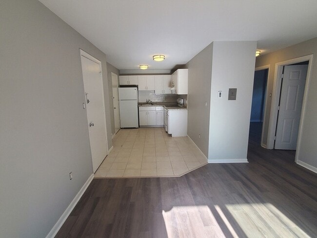 815 Morton St, Unit 18 in Boston, MA - Building Photo - Building Photo