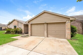 229 Willoughby Dr in Richmond, TX - Building Photo - Building Photo