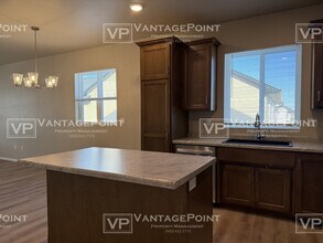 N9320 Gemstone Ct in Appleton, WI - Building Photo - Building Photo