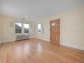 18 Hughes St in Congers, NY - Building Photo - Building Photo