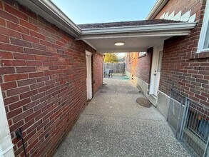 336 Monohan Dr in Louisville, KY - Building Photo - Building Photo