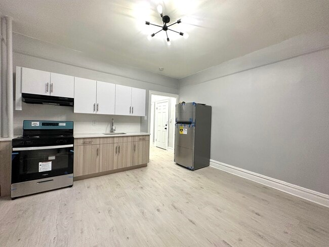 property at 319 Summit Ave