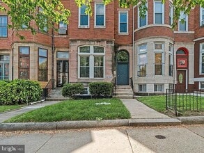2740 St Paul St in Baltimore, MD - Building Photo - Building Photo