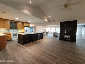 104 Waccamaw Dr in Hertford, NC - Building Photo - Building Photo